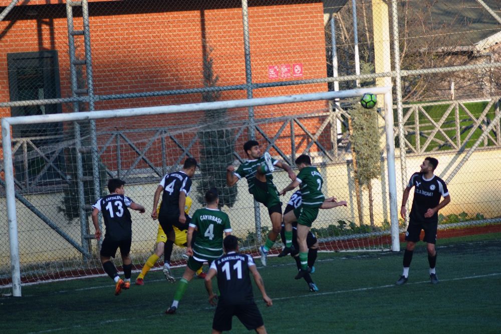 Lider Çayırbaşı deplasmanda galip 2-1