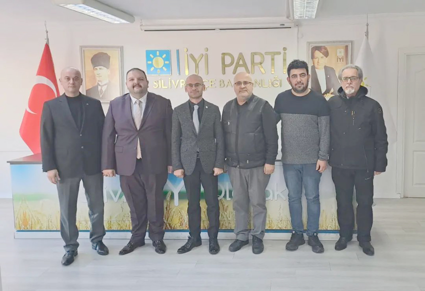 İYİ Parti’ye hayırlı olsun ziyareti