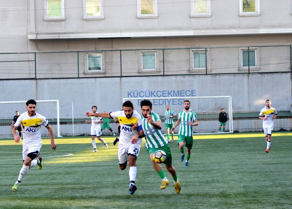 Yeşilova Esnafspor son nefeste 3-2