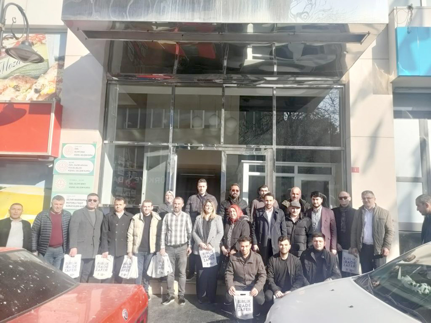 AK Parti çat kapı ziyaretlerine aralıksız devam ediyor