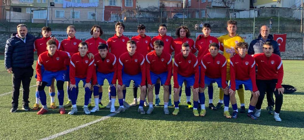 Silivrispor’un gençleri oldukça ateşli 8-1