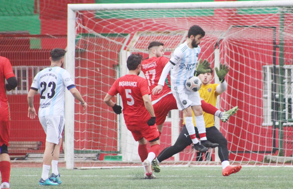 Paşabahçespor bu kez İnkılapspor ile kendini sınadı 2-0