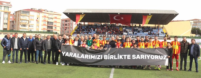 Çorluspor 1947- Tepecik depremzedeler için elele