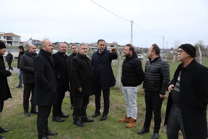 Çayırdere’ye futbol sahası yapılıyor