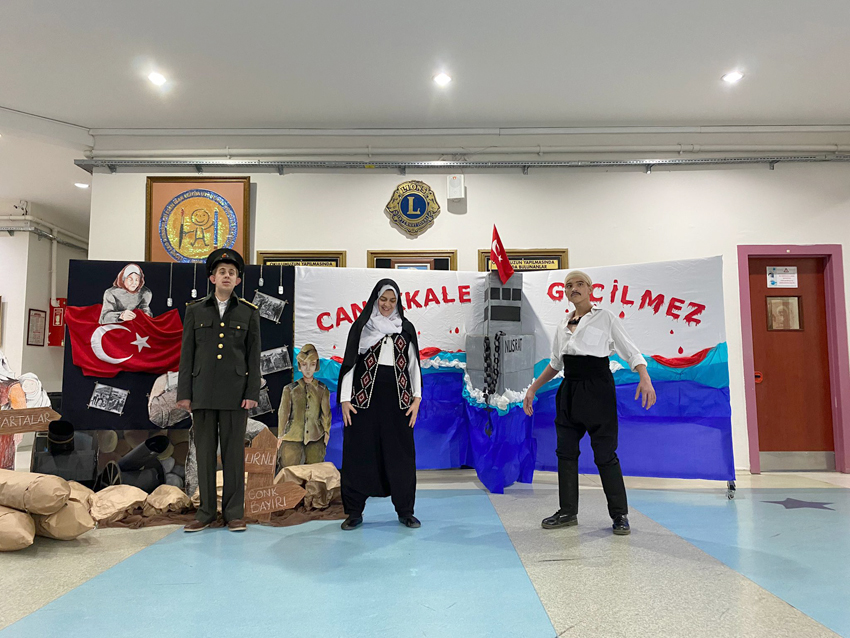 Özel öğrenciler Çanakkale Zaferini kutladı