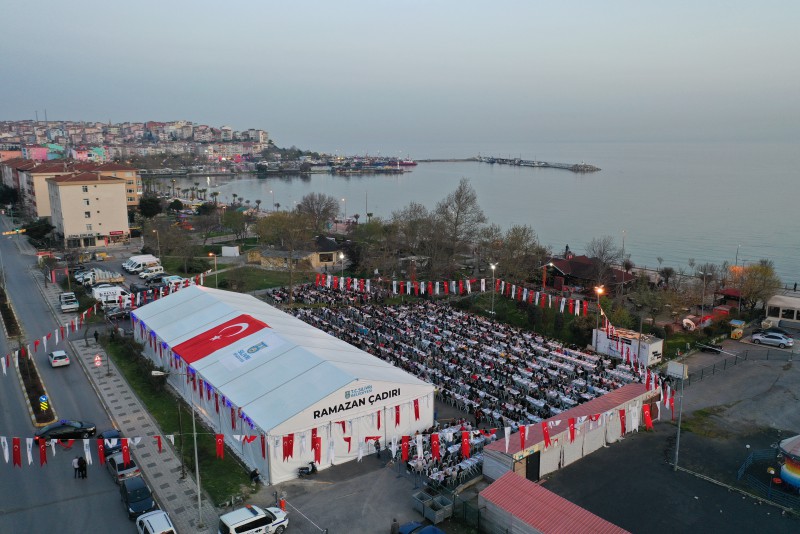 Silivri Belediyesinden 1.500 kişiye her gün iftar yemeği