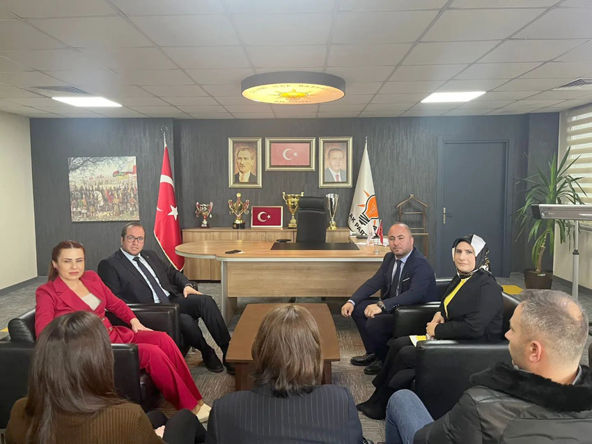 MHP’den Pamuk’a hayırlı olsun ziyareti