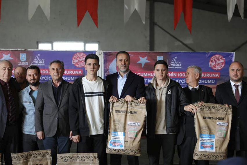 “El ele tutuşursak Türk tohumculuğuna destek olabiliriz”