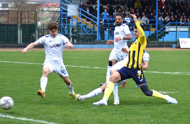 Hakemler Sinop’u doğradı 3-3