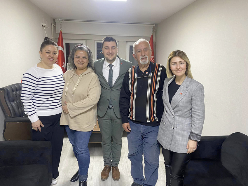 CHP’ye yeni üyeler katıldı