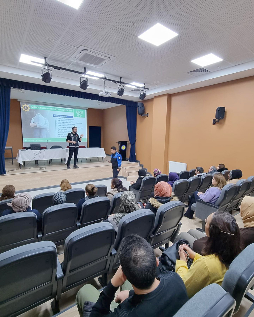 “Çocuğumu bağımlılıklardan nasıl korurum?”