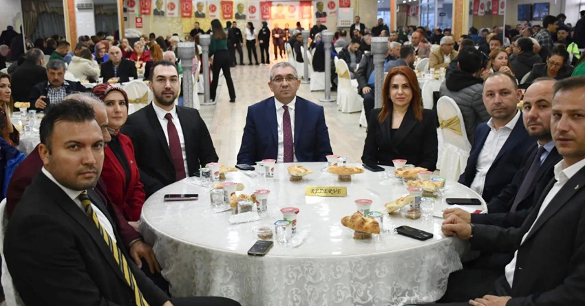 MHP’de Sandık Görevlileri ile iftar