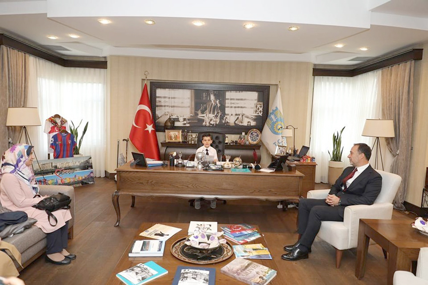 Belediye Başkanlığı koltuğunu Yusuf Emir Özyiğit devraldı
