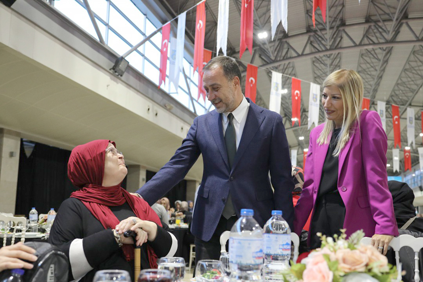 Silivri Belediyesi Ramazan’da 115 Bin kişilik iftar yemeği verdi