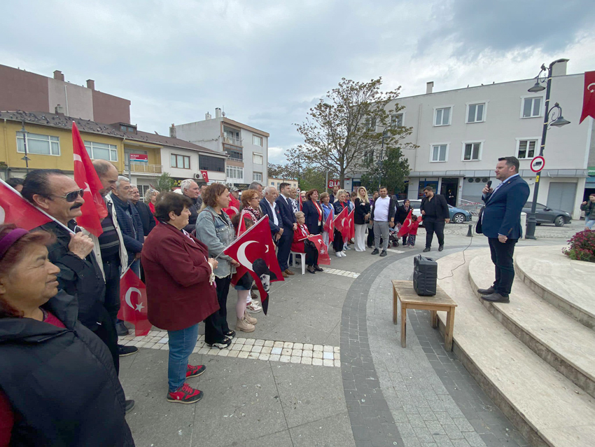 CHP’liler bayramda sahadaydı