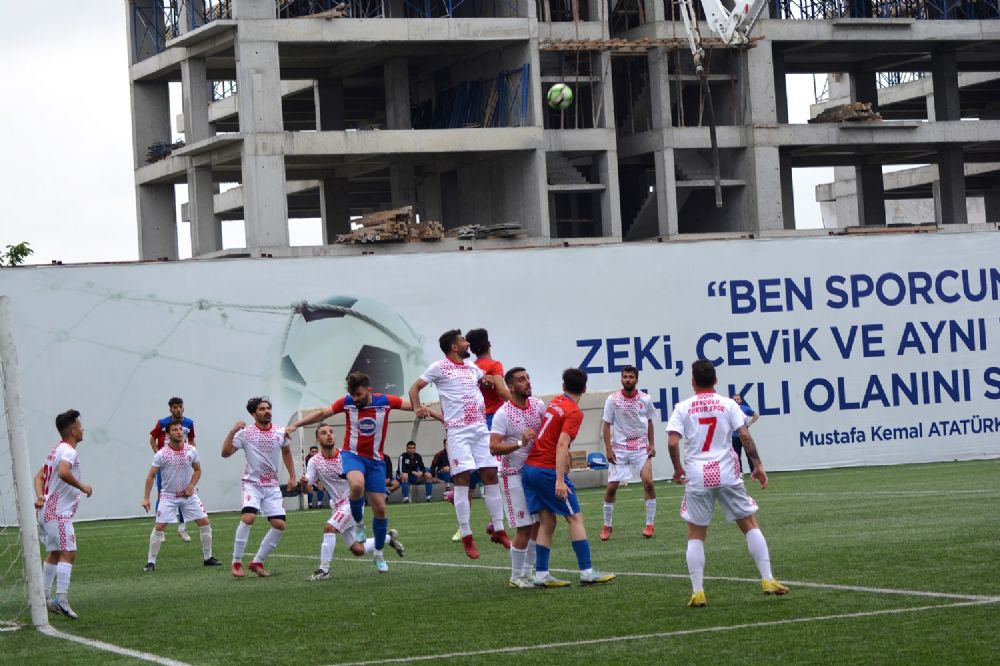 İstanbul Balkanspor son dakika golü yıktı 1-2
