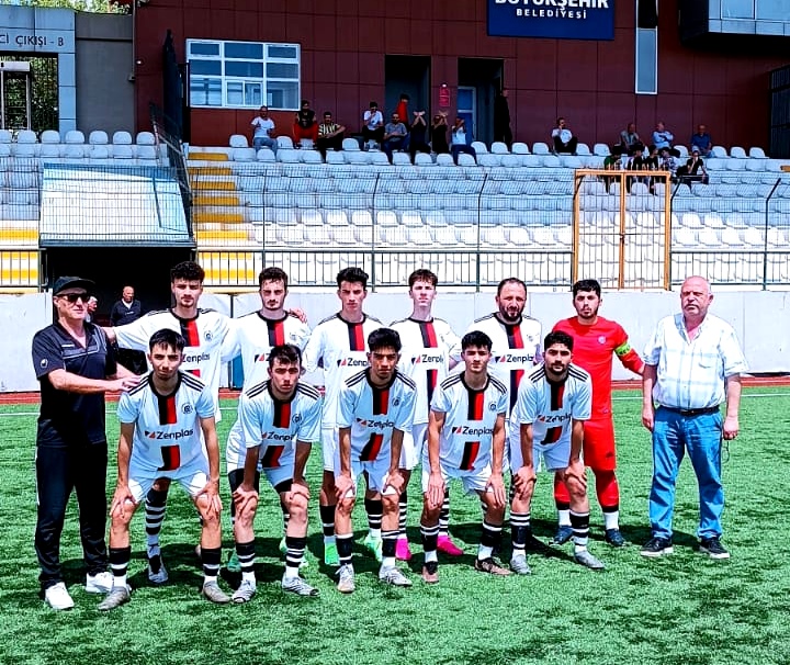 Sultanmuratspor Lider'in ensesinde