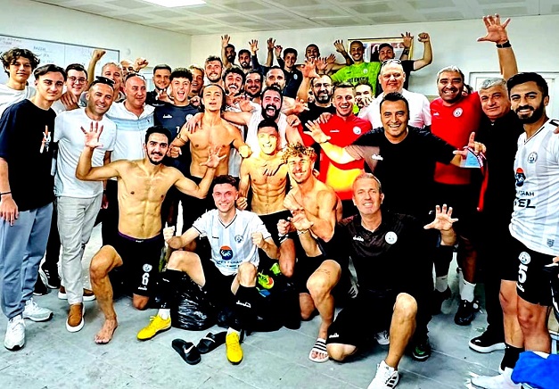 Burhaniye kupada turu kaptı 2-1