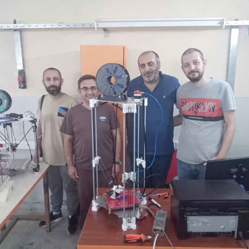 Sarıbekir Lisesi 3D yazıcı siparişi alıyor