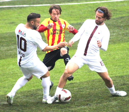 Çatalcaspor sonunu getiremedi 1-1