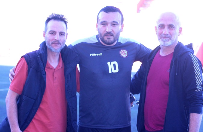 Çağdaş Ozan imzayı attı