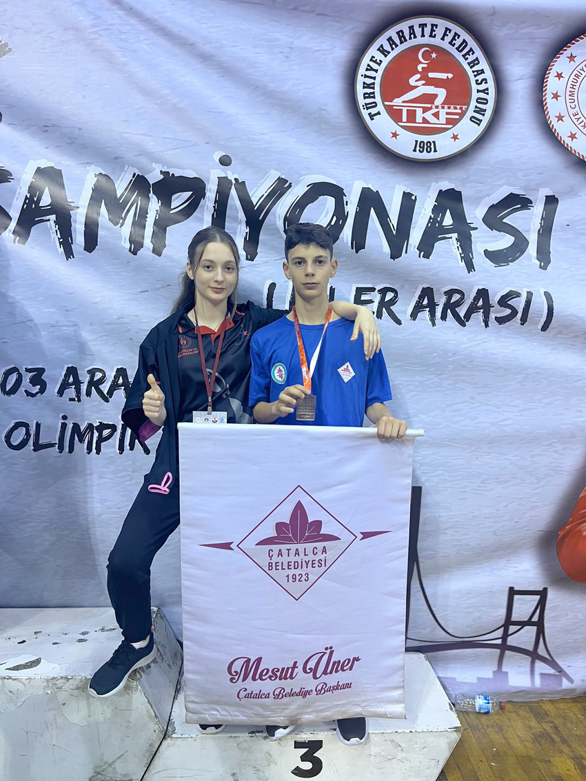 Bekir Kavak İller Arası Karate Turnuvası’nda başarı elde ettiler