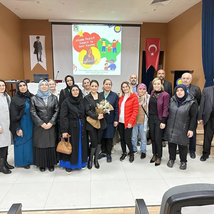 “Ailede Pozitif Disiplin ve  Sınır Koyma” konusu anlatıldı