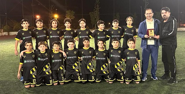 Güzelce U-13 Enterprise ile giyindi