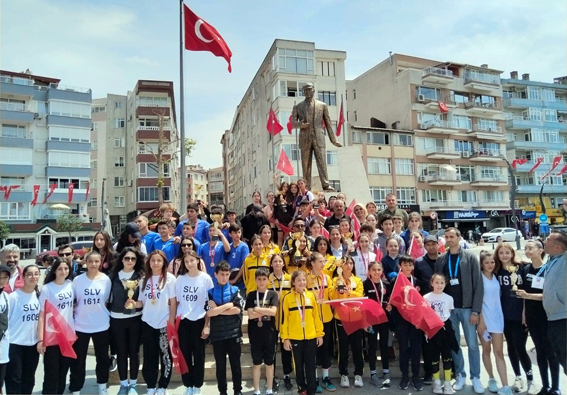 Gençlik Koşusu finalistleri ödüllendirildi