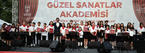Güzel Sanatlar Akademisi’nde Sertifika Töreni