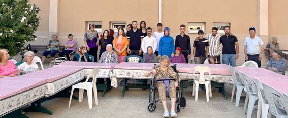 Silivri Ülkü Ocakları’ndan huzurevi ziyareti