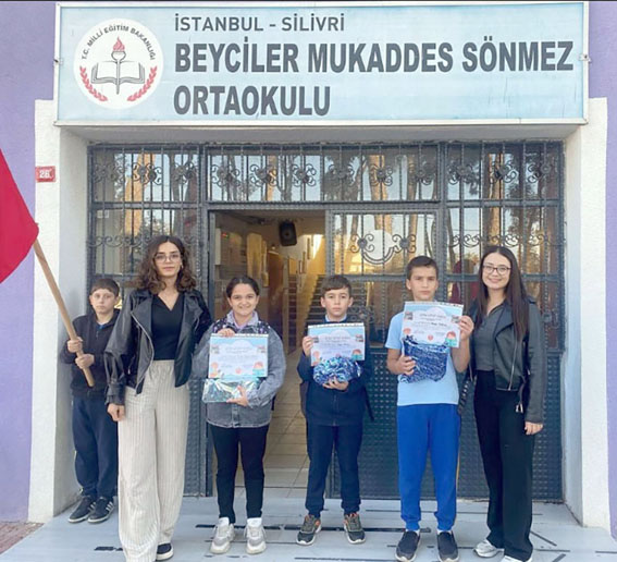 Eylül Ayı Kitap Kurdu öğrencileri ödüllendirildi