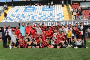 Galata BAL’ın kapısına dayandı!