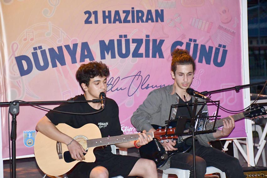 MÜZİK 4