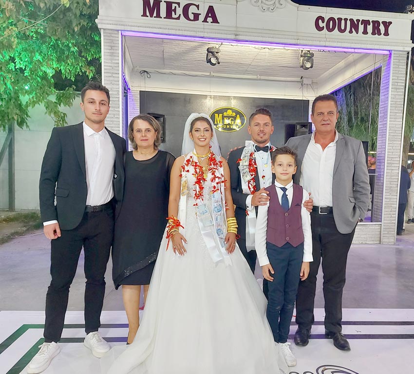 DÜĞÜN 4